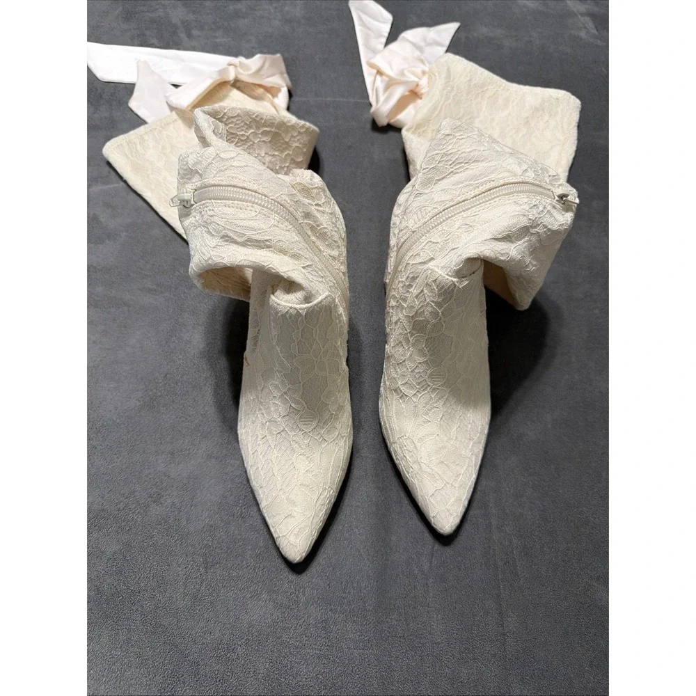 Antonio Melani x Nicola Bathie Over-the-Knee Ivory Lace Boots With Bows Size 7.5
